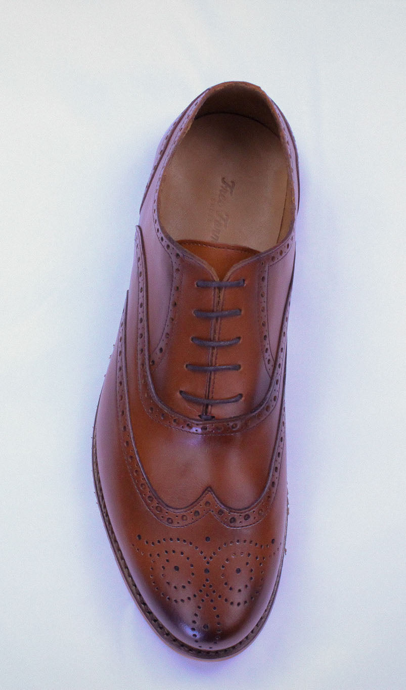 Wingtip in 0mm, Private Collection  // Blake Welt